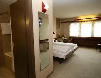Отель Casino 3*